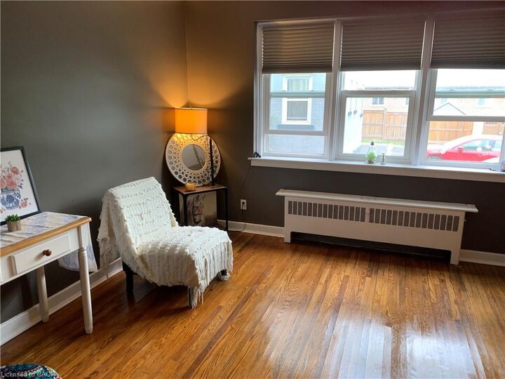 Property Photo: 1759 King Street E 33 ON L8K 1V6