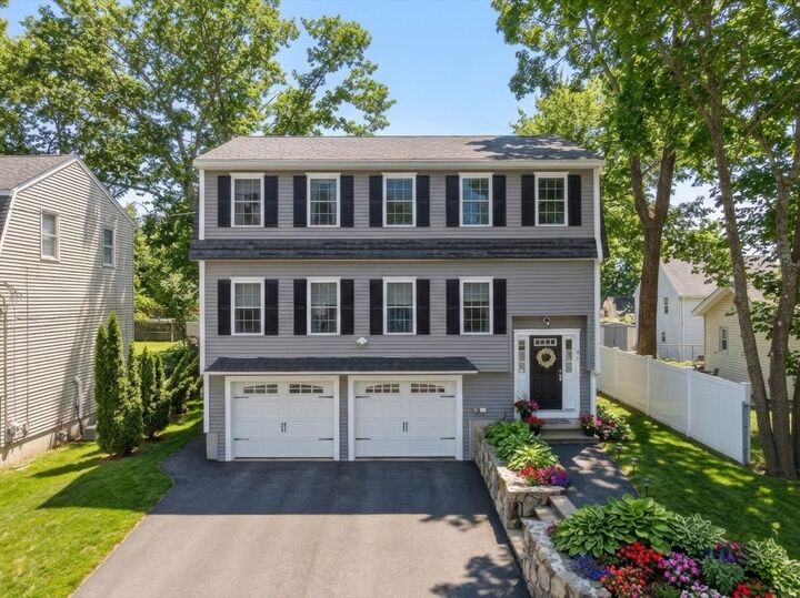 Property Photo:  41 Glenvale Ave  MA 01821 