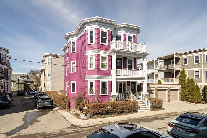 Property Photo:  7 Dawes Street  MA 02125 