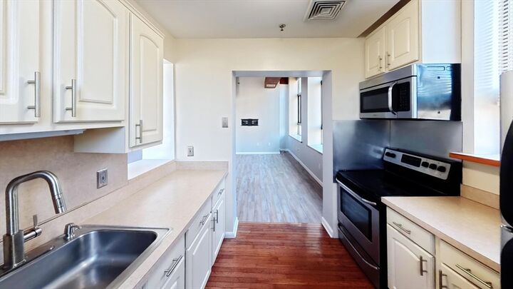 Property Photo:  10 Linwood St 204  MA 02148 