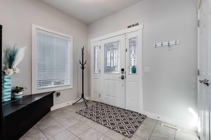 Property Photo:  282 Mountainview Drive  AB T1S 0N1 
