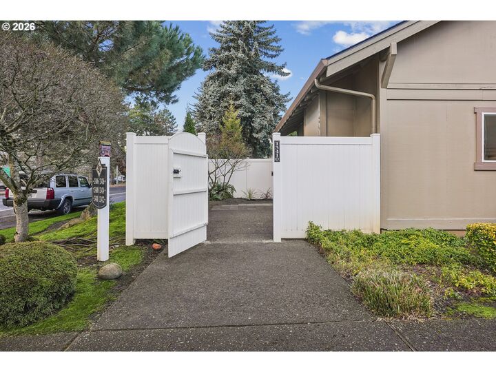 Property Photo:  13410 SE McGillivray Blvd  WA 98683 