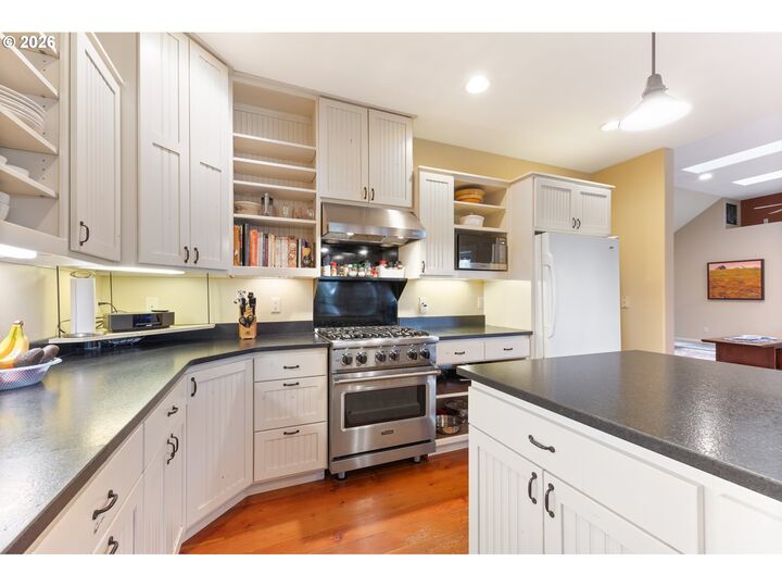 Property Photo:  180 Trinity Dr  WA 98611 