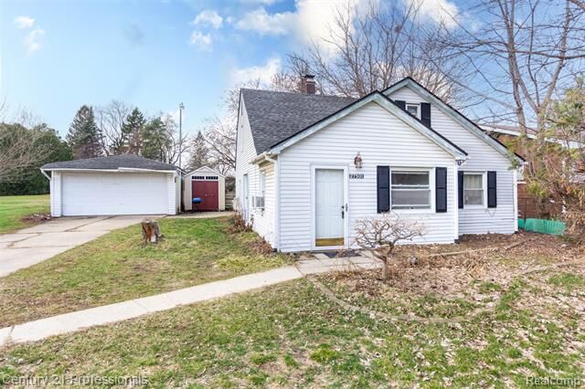 Property Photo:  27501 Milton Avenue  MI 48092 