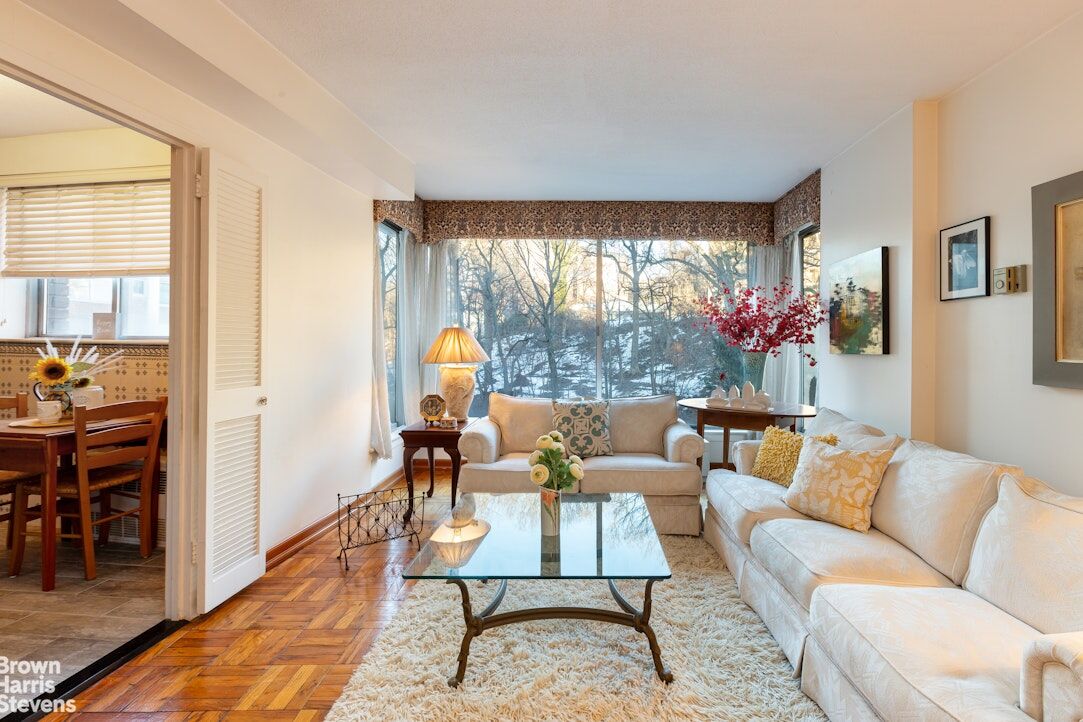 Property Photo:  4455 Douglas Avenue 7A  NY 10471 