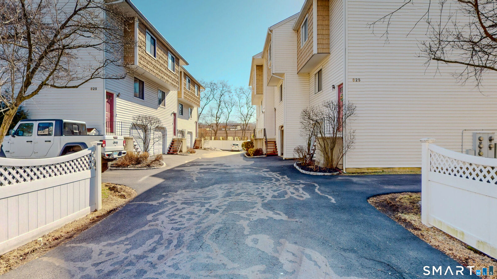 Property Photo:  825 Hope Street Apt. 8  CT 06907 