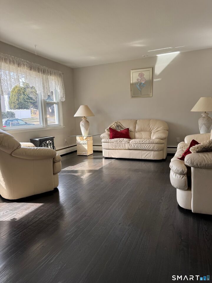 Property Photo:  219 Oakwood Drive  CT 06824 