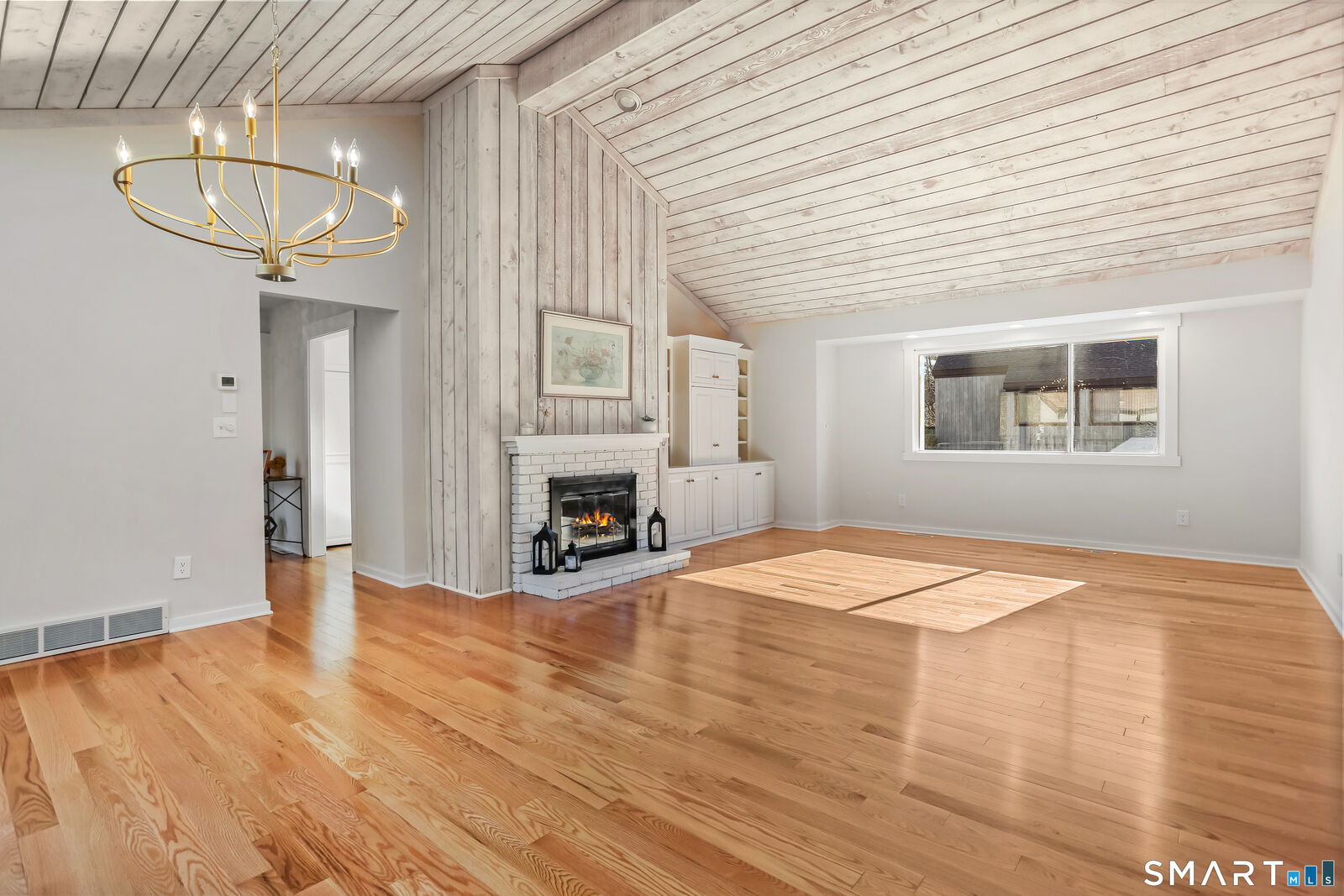 Property Photo:  639 Onondaga Lane B  CT 06614 