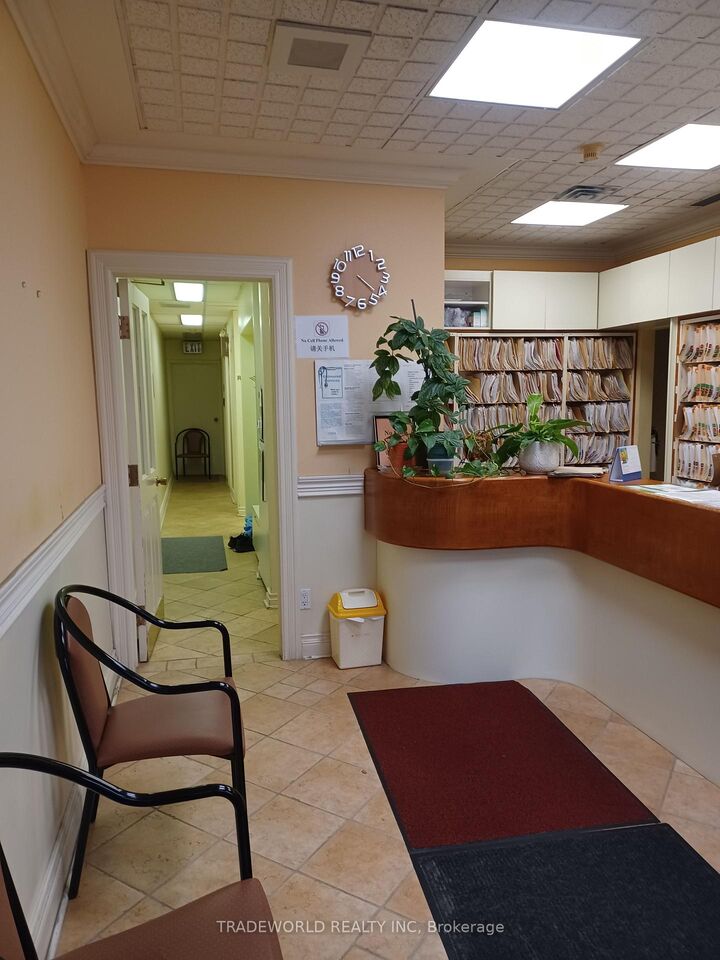 Property Photo: 110 Beverley Street ON M5T 1Y2