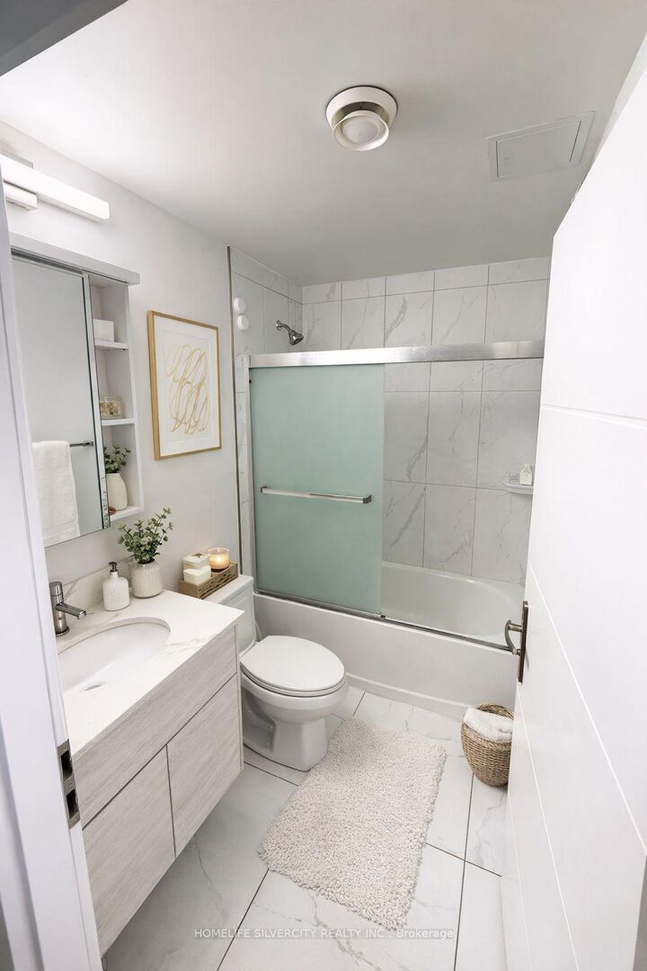 Property Photo: 60 Frederick Street 3302 ON N2H 0C7