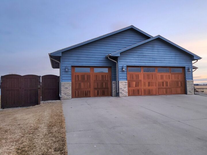 Property Photo:  1119 NE 28th Ave  SD 57401 