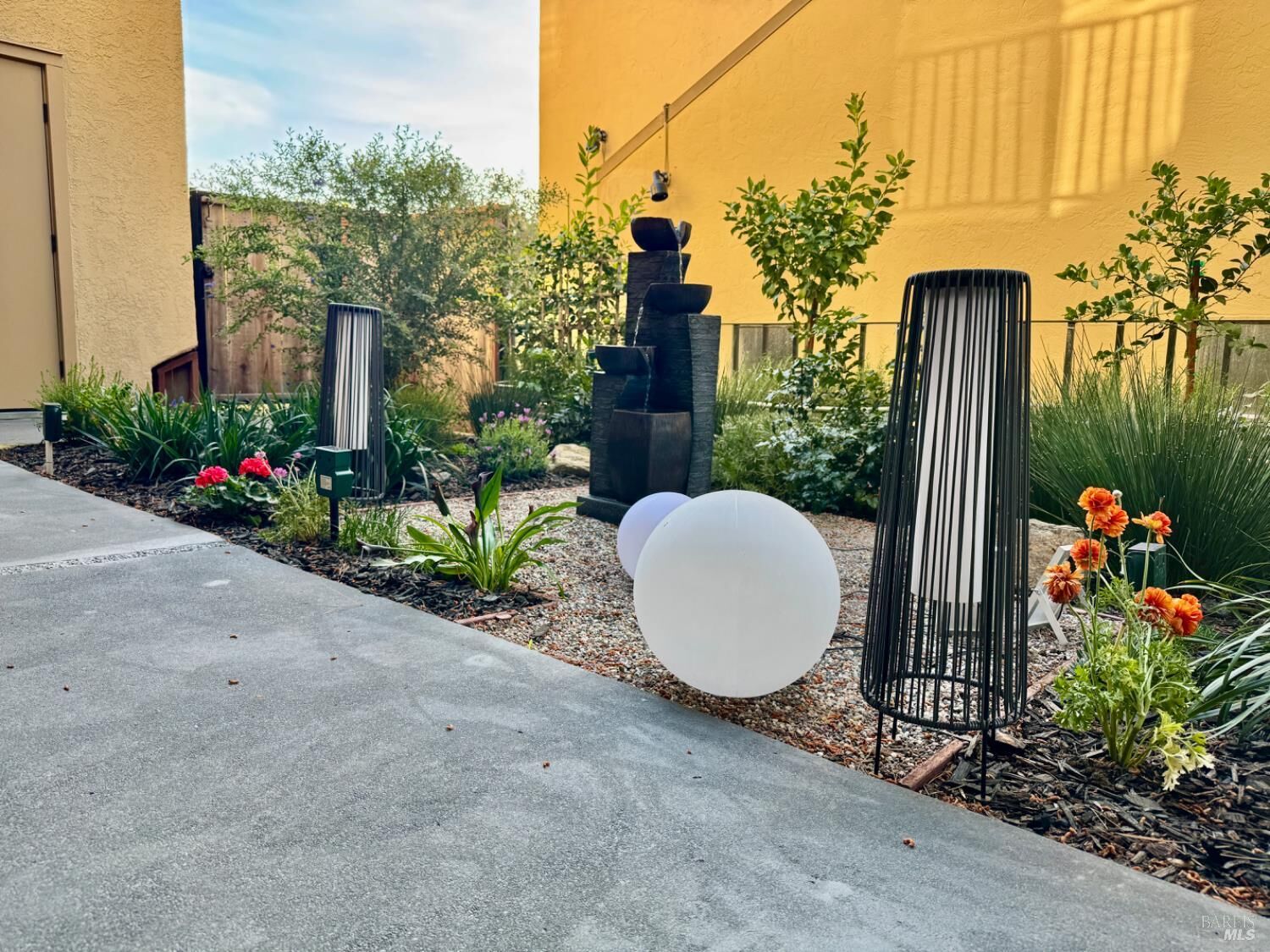 Property Photo:  100 Marin Center Drive 31  CA 94903 