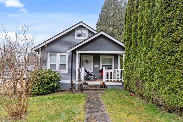 33913 Pine Street — photo 1