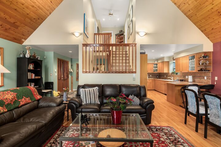 Property Photo: 2813 Clifftop Lane BC V8E 0A8