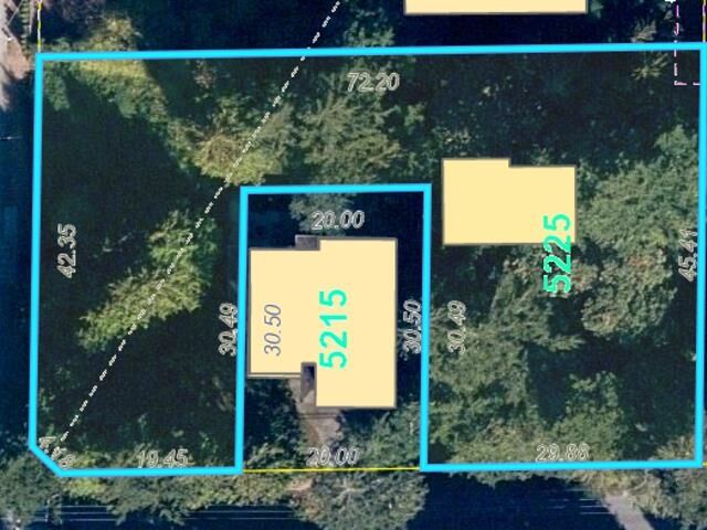 Property Photo: 5215 6 Avenue BC V4M 1L6
