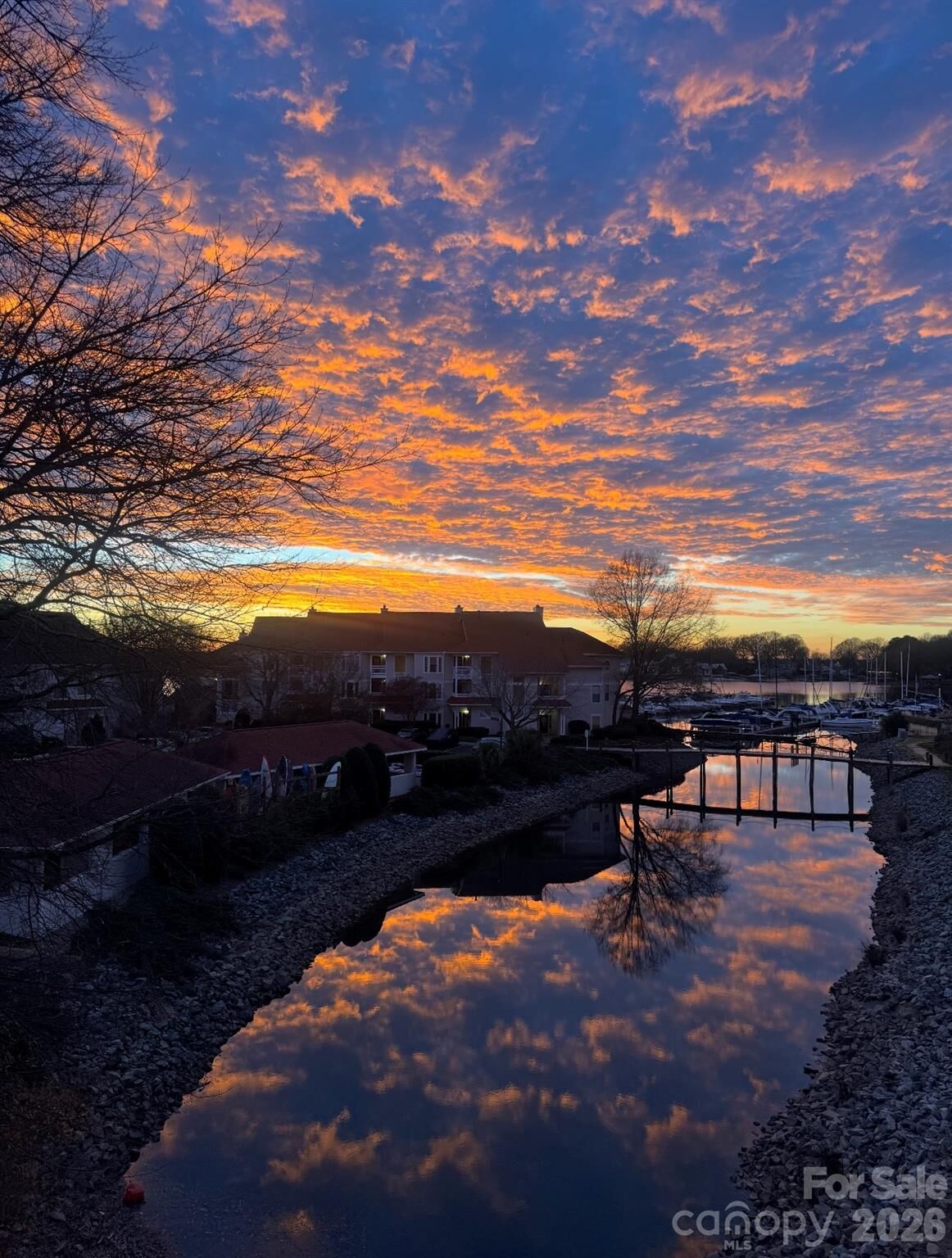 Property Photo:  18009 Kings Point Drive R  NC 28031 