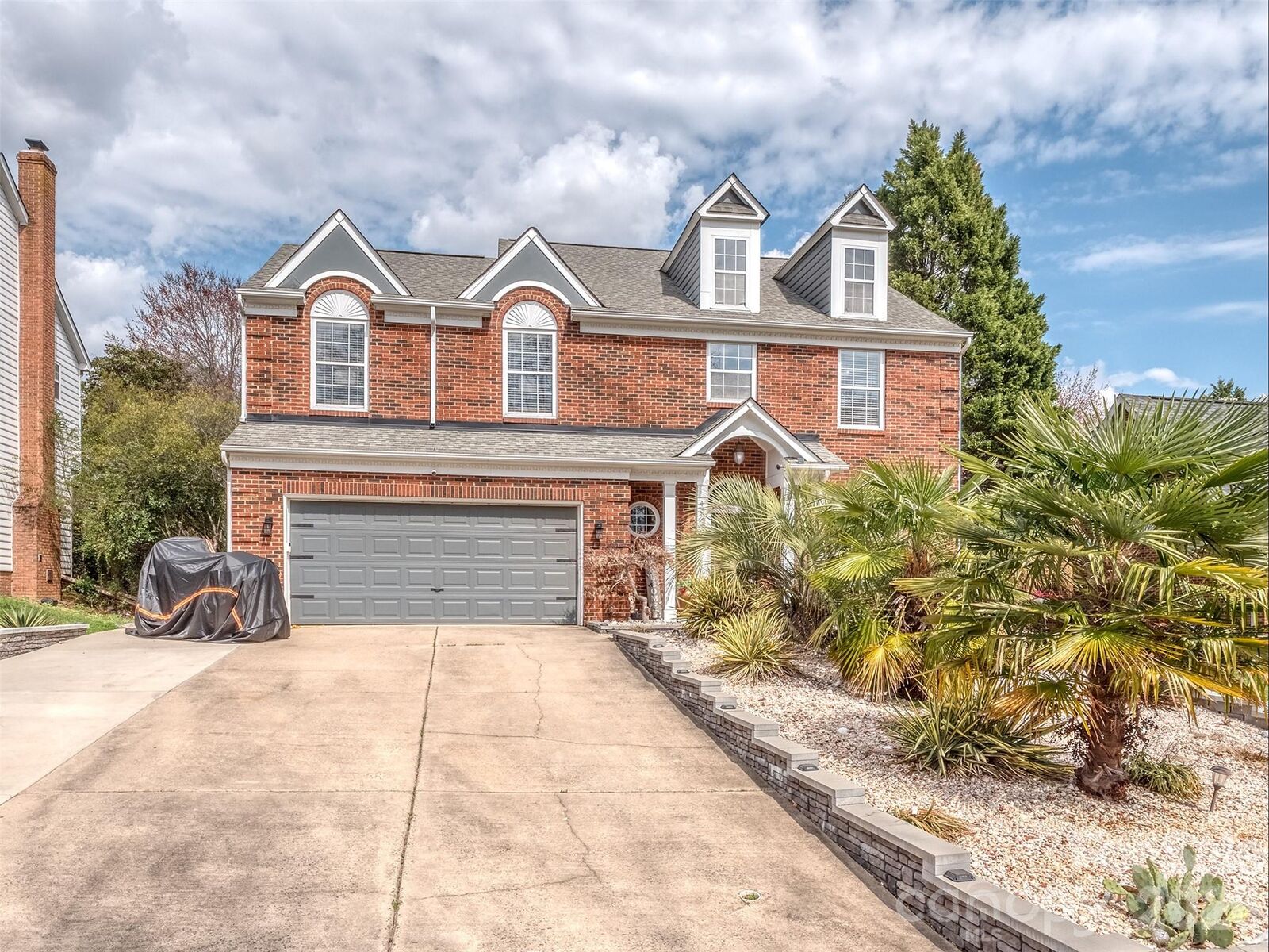 Property Photo: 4522 Brownes Ferry Road NC 28269