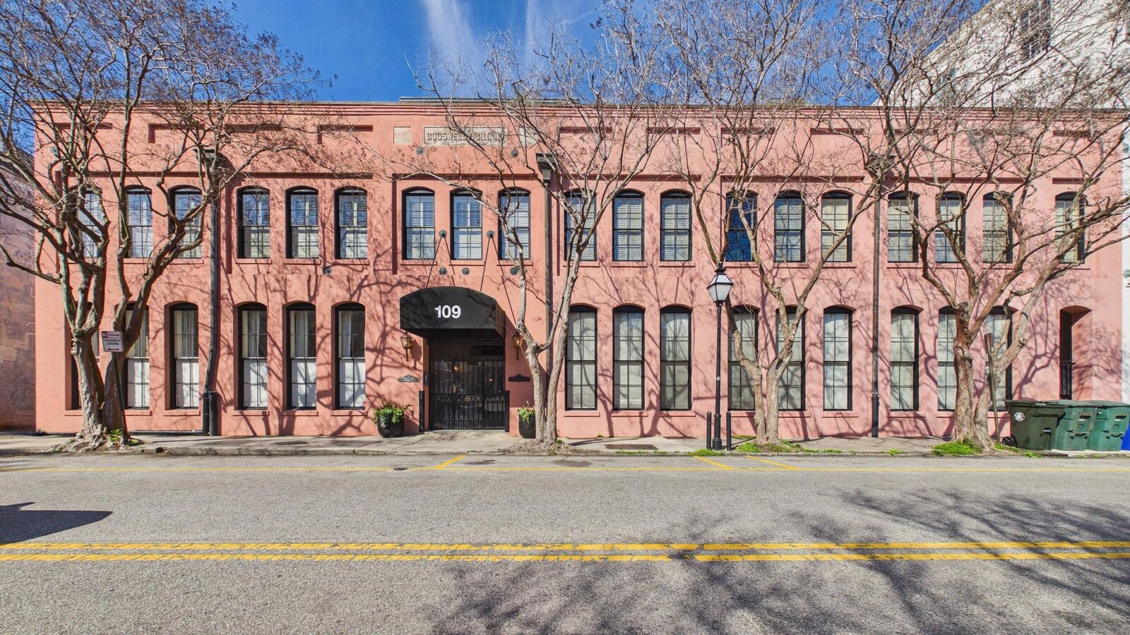 Property Photo:  109 E Bay Street # 2D  SC 29401 