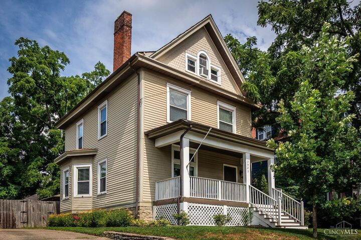 Property Photo: 3923 S Madison Avenue OH 45212