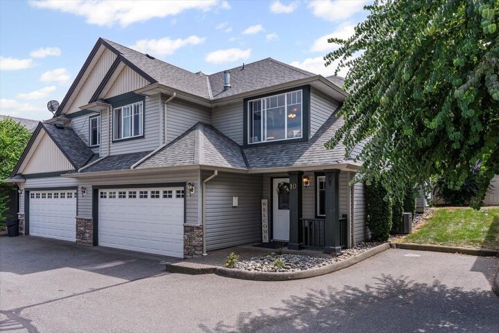 Property Photo:  46330 Valleyview Road 10  BC V2R 5S6 