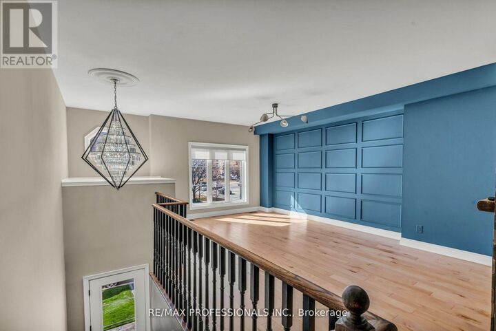 Property Photo:  74 Dryden Way  ON M9R 0B2 