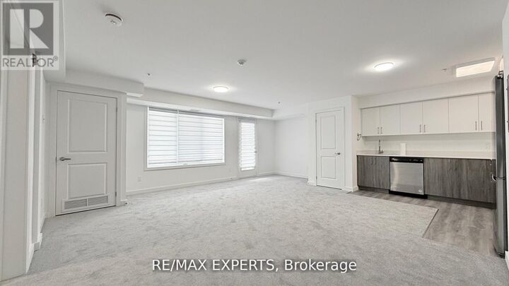 Property Photo:  45 Connaught Avenue 302  ON M4L 2V8 