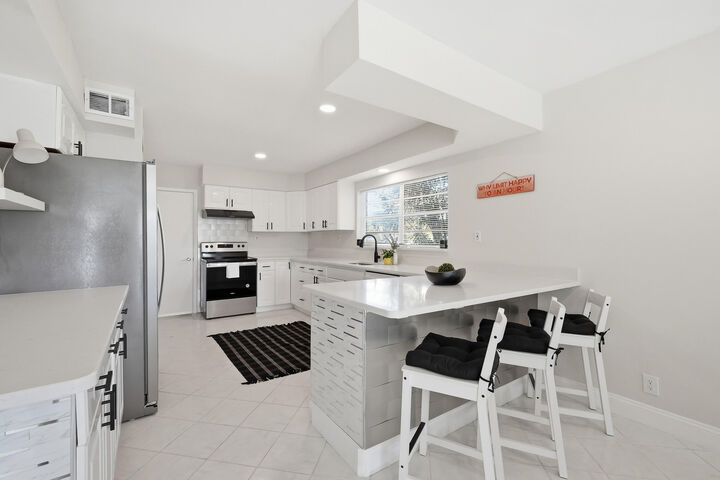 Property Photo:  535 Dolphin Avenue  FL 32548 