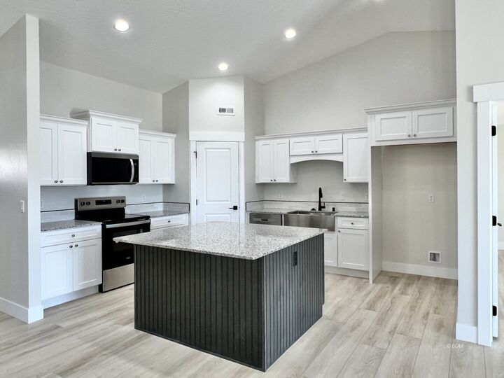 Property Photo:  1723 Opal Way 83  NV 89801 