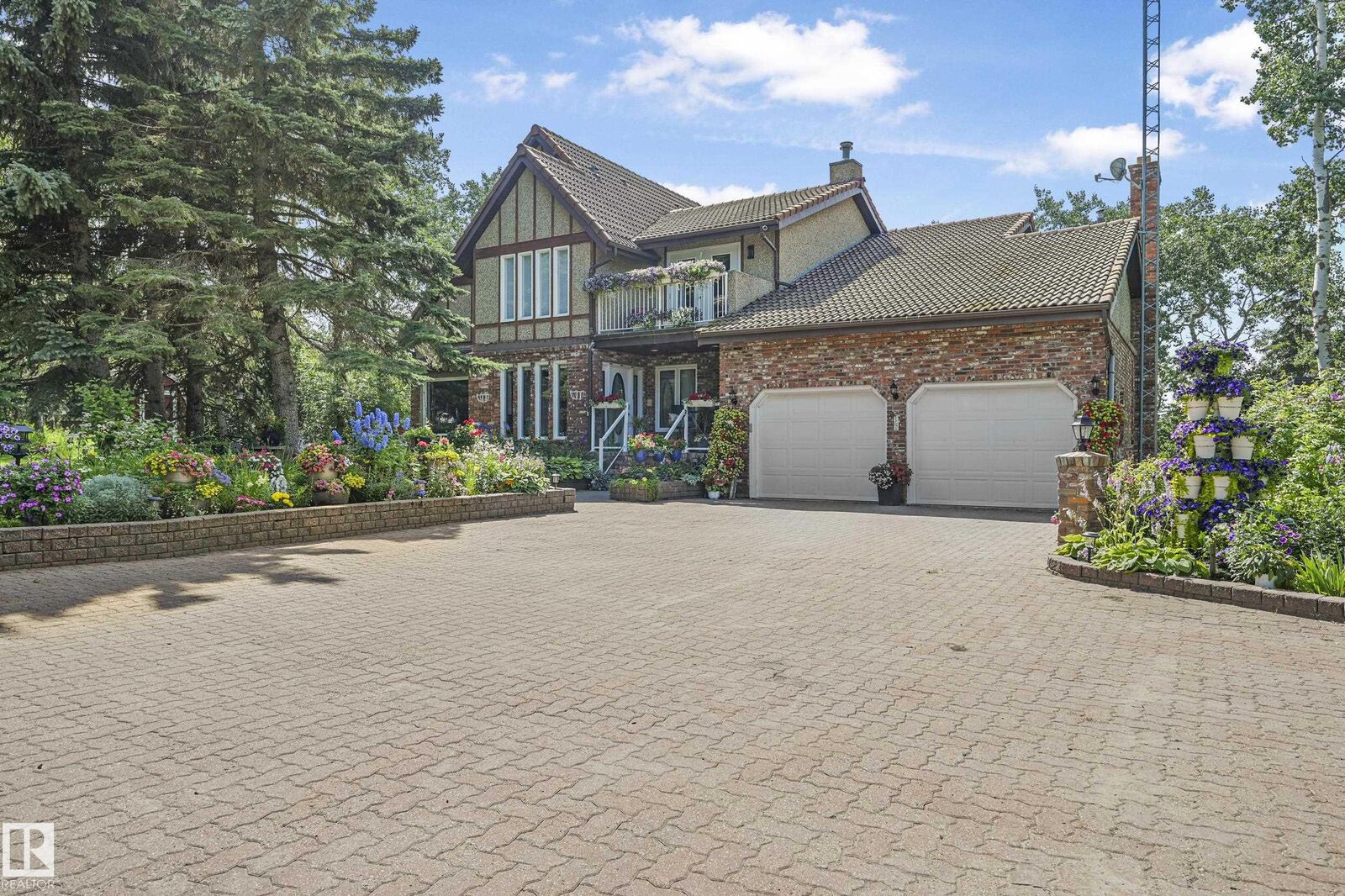 Property Photo: #11-474012 Rge Road 242 AB T0C 1Z0
