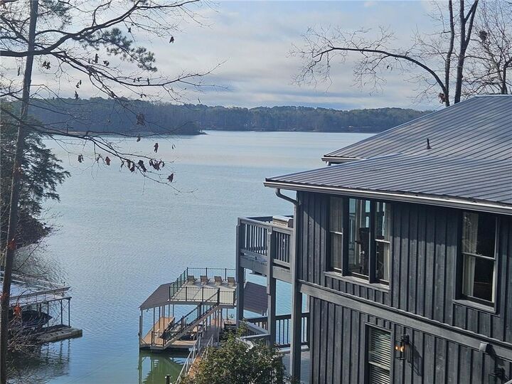 Property Photo:  4255 Sinclair Shores Road  GA 30041 