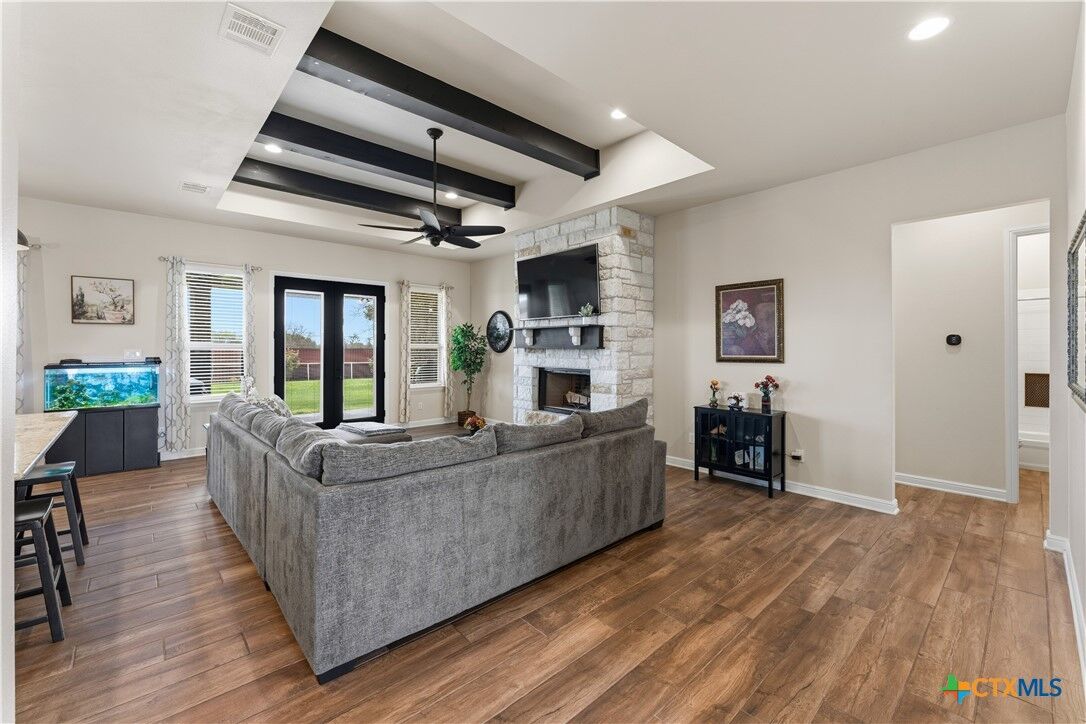 Property Photo:  11070 La Paloma Loop E  TX 76571 