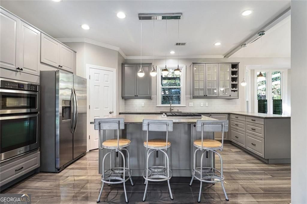 Property Photo:  2130 Briarlake Trace  GA 30345 