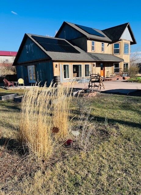 Property Photo:  402 2nd Avenue N  MT 59018 