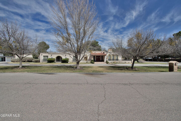 Property Photo:  801 Camino De Paz Court  TX 79922 