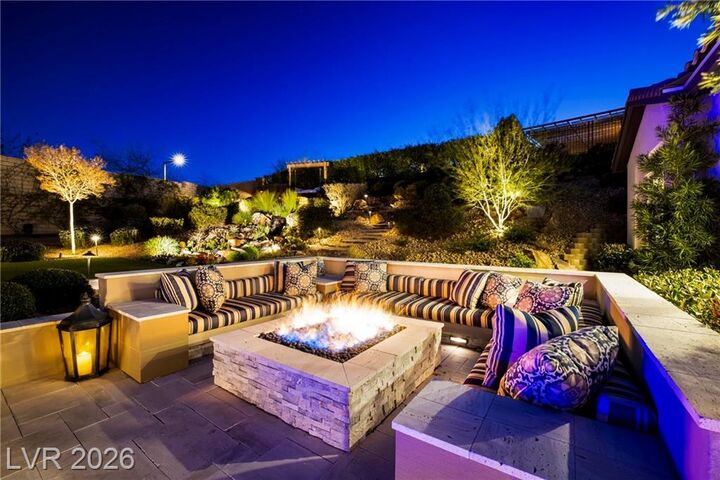 Property Photo:  272 Tarragona Breeze Avenue  NV 89138 