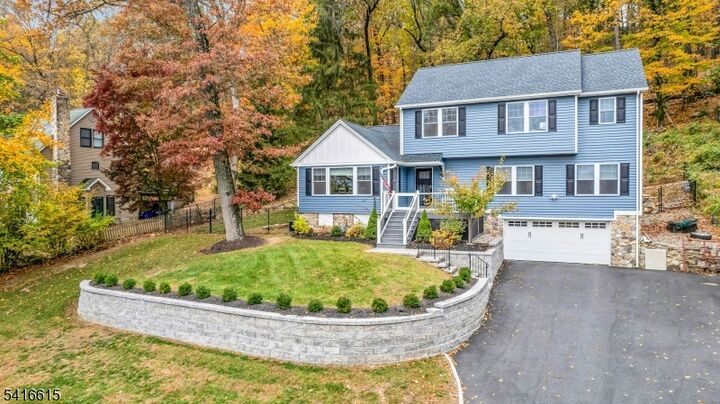 Property Photo:  15 Hardman Ter  NJ 07834 