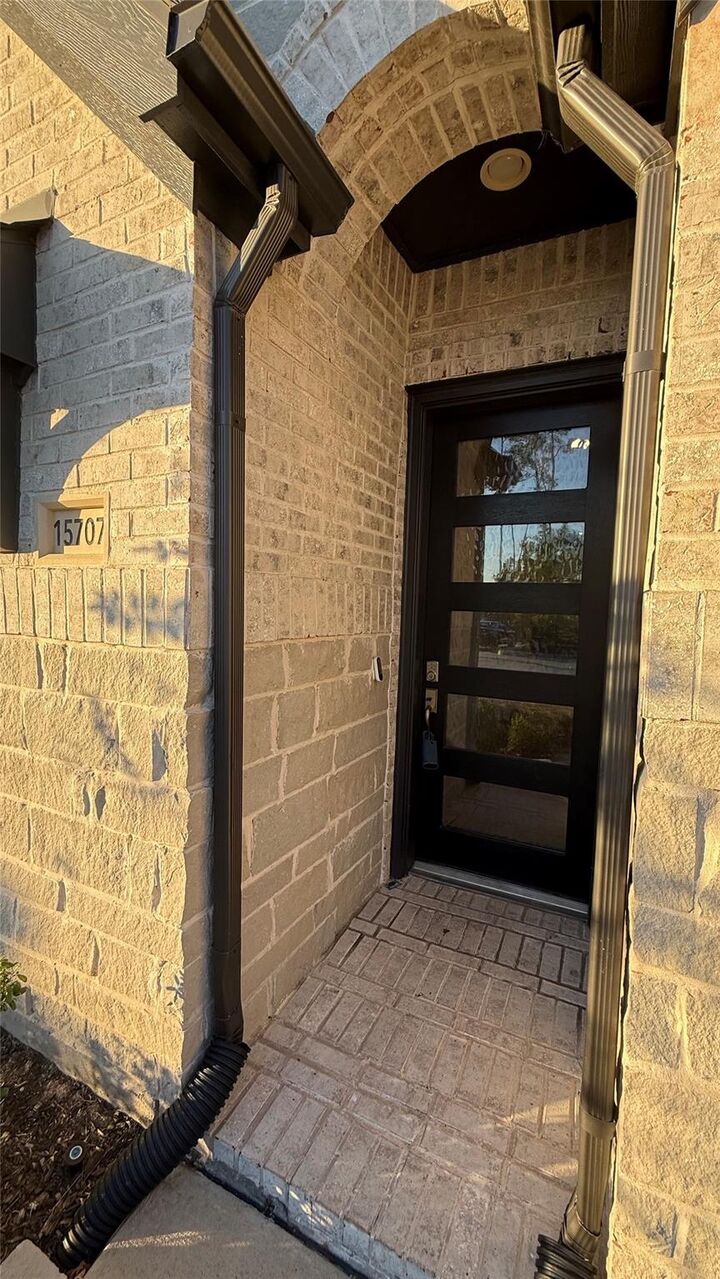 Property Photo:  15707 Autumn Sun Court  TX 77302 