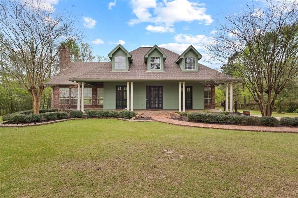 Property Photo:  1801 Cub Trail  TX 77632 