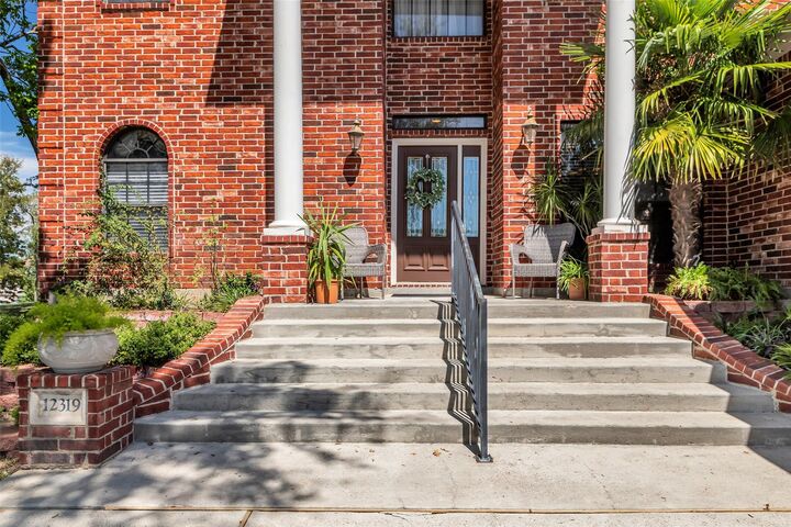 Property Photo:  12319 Pebble View Drive  TX 77304 