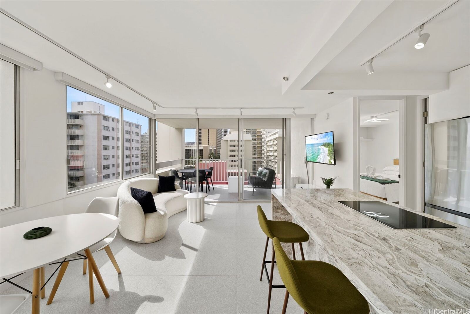 Property Photo:  2427 Kuhio Avenue 807  HI 96815 