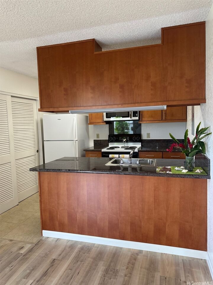 Property Photo:  94-1074 Paawalu Street P1  HI 96797 