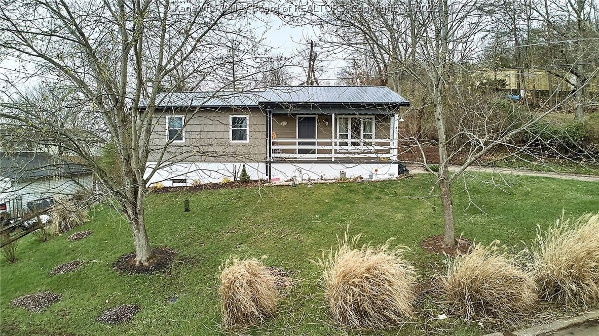 Property Photo:  5219 Kel Dawn Circle  WV 25313 