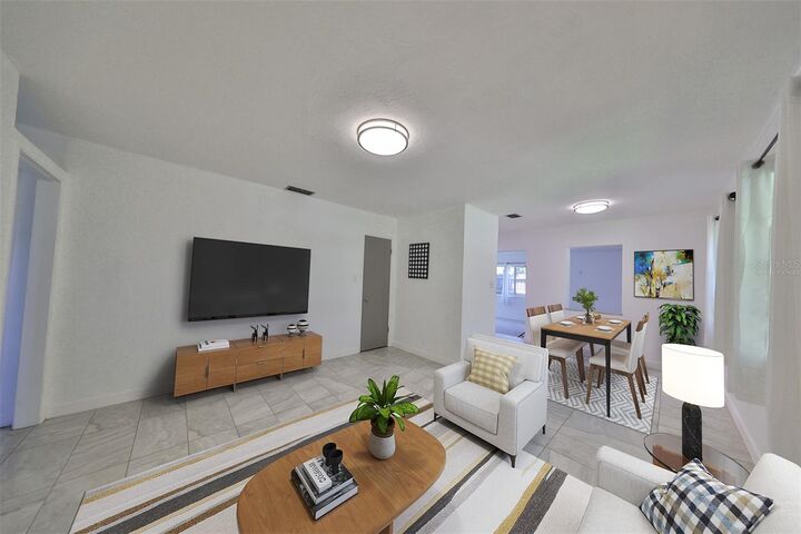 Property Photo:  3908 W Wallace Avenue  FL 33611 