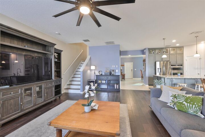 Property Photo:  10335 Summer Azure Drive  FL 33578 