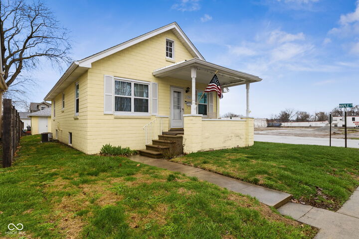 Property Photo:  154 E Washington Street  IN 46158 