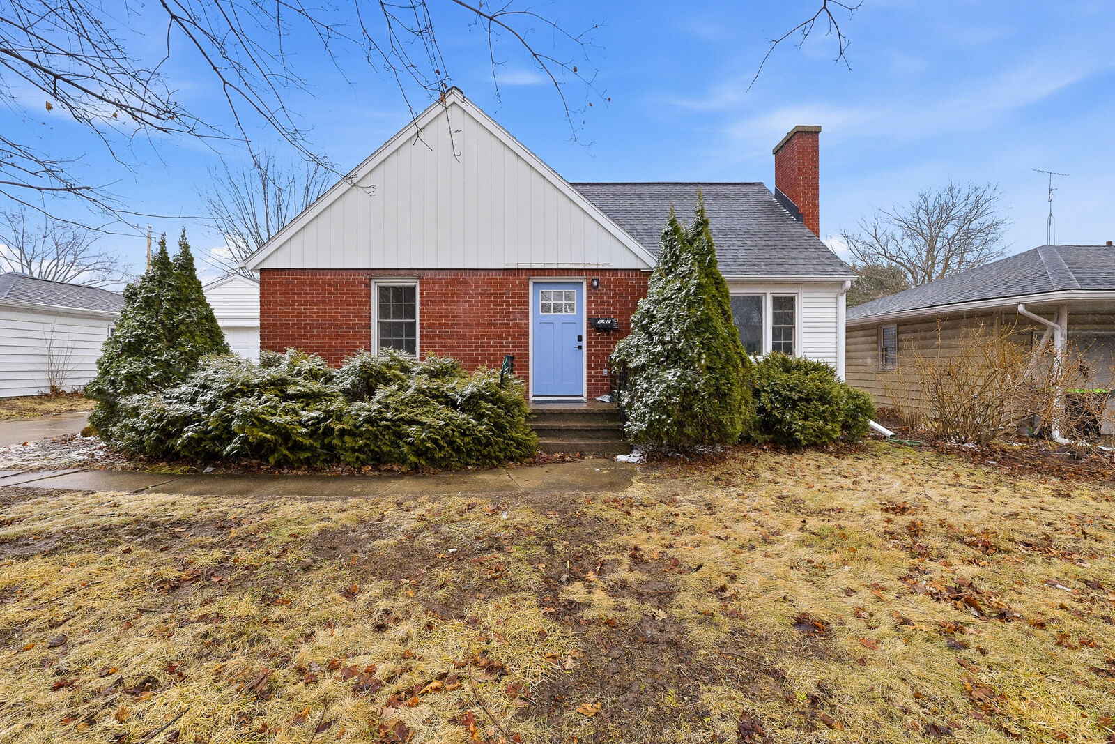 Property Photo:  242 Wisconsin St  WI 53050 