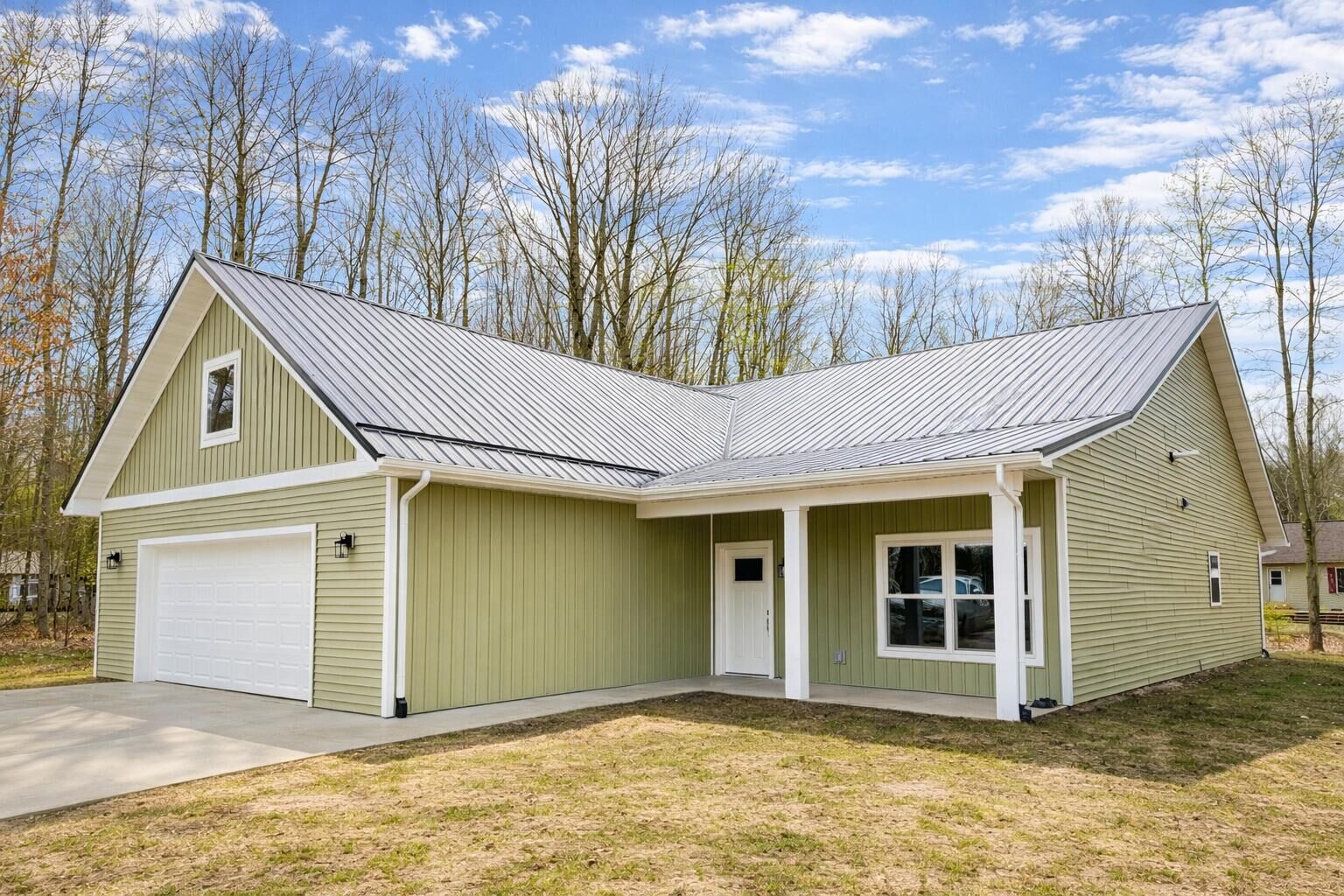 Property Photo:  9215 Edgewater Drive  MI 49346 