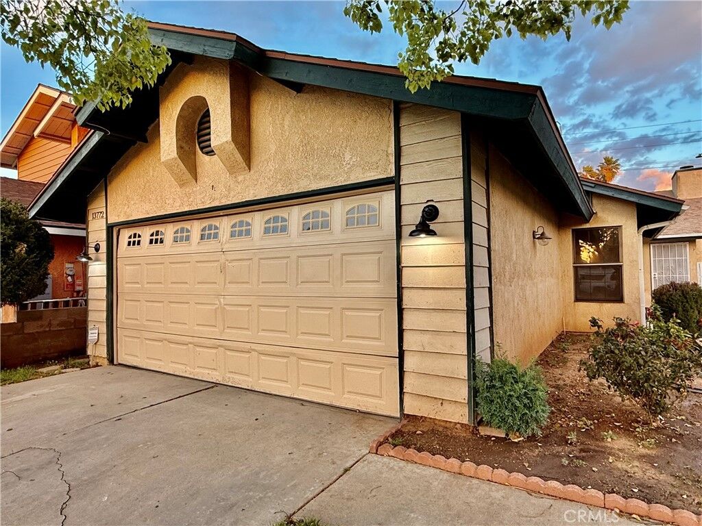 Property Photo: 13772 Red Mahogany CA 92553