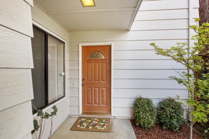 Property Photo:  2033 Manet Place  CA 95618 