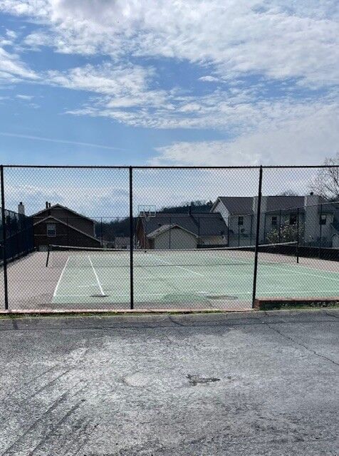 Property Photo:  613 Brentwood Pt  TN 37027 